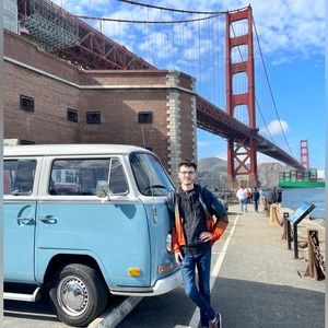 Meet your Posher, Seth